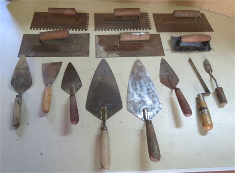 Assorted Trowels