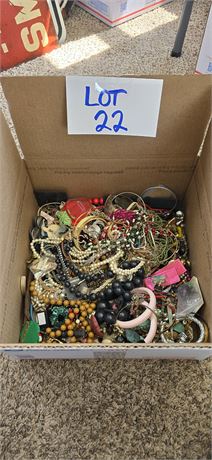 Mixed Box of Jewelry