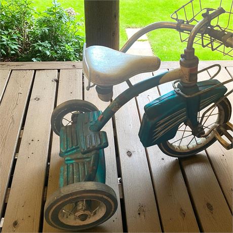 Vintage Turquoise Murray Tricycle Ride-On Toy