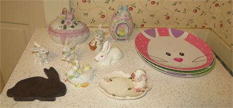 Easter Plates & Figurines