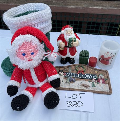 Mixed Christmas Decor