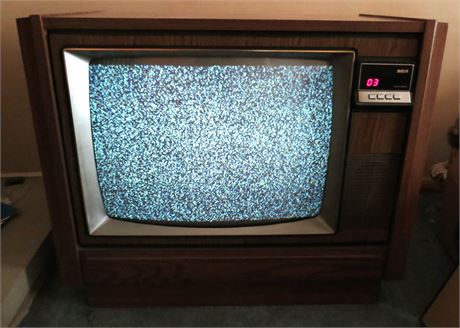 RCA Console TV  (No Remote)