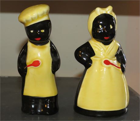 Vintage Black Americana Salt & Pepper Shakers