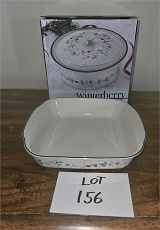 Pfaltzgraff Winterberry Casserole & Baking Dish