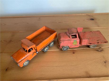 Tru-Scale International Harvester & Buddy L GMC Builders Supply Dump Trucks