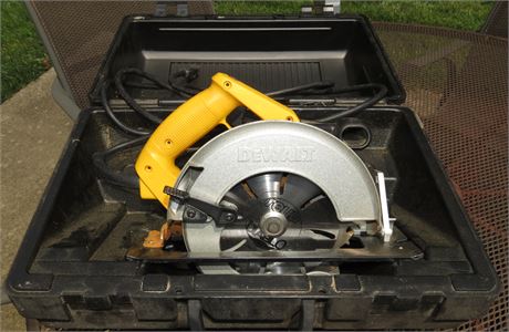 Dewalt Circular Saw