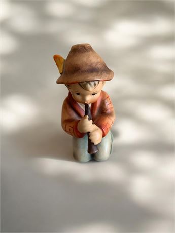 Porcelain Hummel Goebel 1951 "Little Tooter" Figurine 214 H West Germany