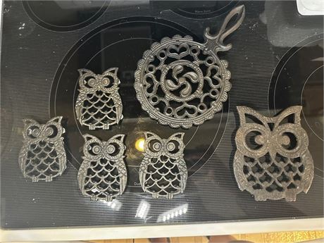 Owl's and Round "tulip" Iron Trivets