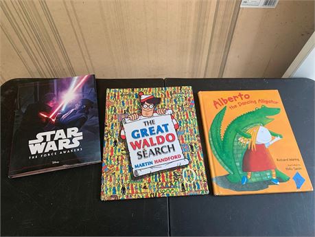 Lot Of 3 Kid's Books Star Wars The Force Awakens The Great Waldo Search