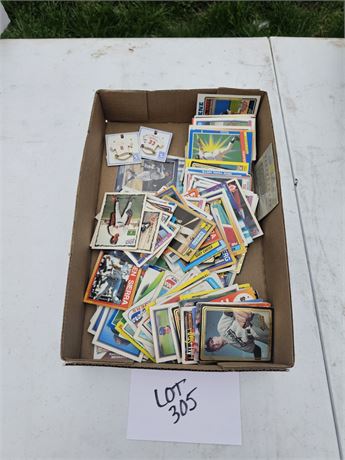 Mixed 90's Baseball Trading Cards