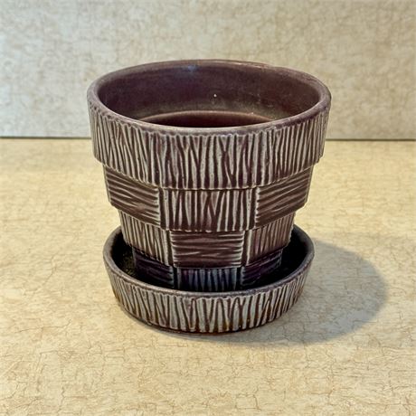 1950's McCoy Pottery Basket Weave Design Ceramic Violet Pot