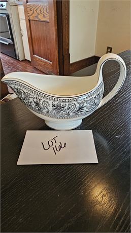 Wedgewood Florentine Black Dragon Gravy Boat