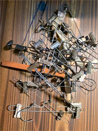 Vintage Wire Pants/Skirt Hangers W/Metal Clips & Wire Clothes Hanger Lot