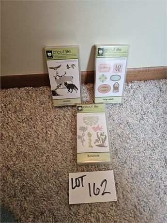 Cricut Lite Cartridge Lot: Botanicals / Lacy Labels & Wild Life