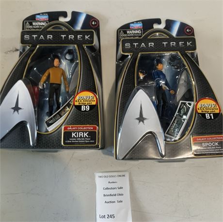 Playmates Toys 2009 Star Trek Galaxy Collection Kirk & Spock Action Figures