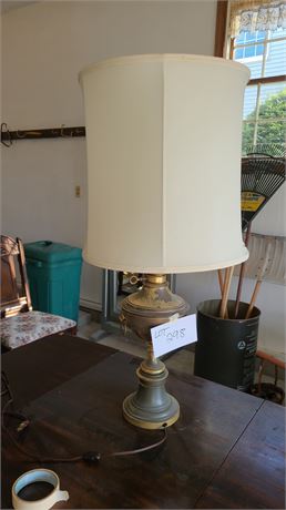 Urn Style Lamp