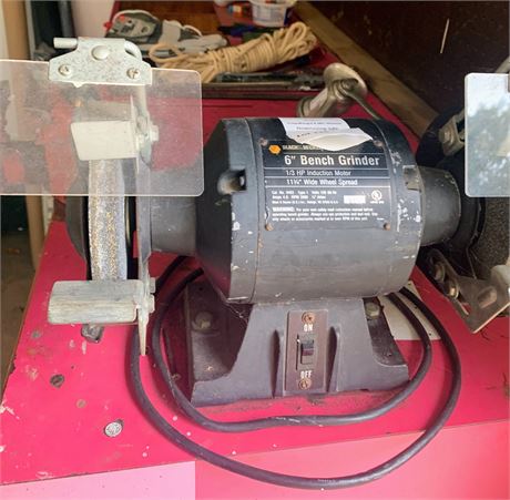 Black & Decker 6 Inch Bench Grinder