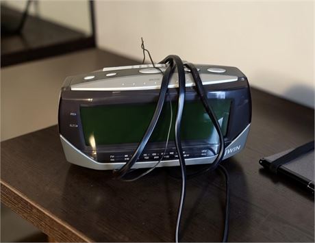 Emerson Research SmartSet Digital Clock Radio