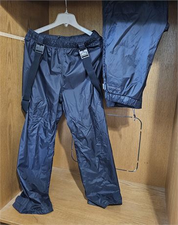 (2) Men's Columbia Brand Fishing Pants~Size Medium