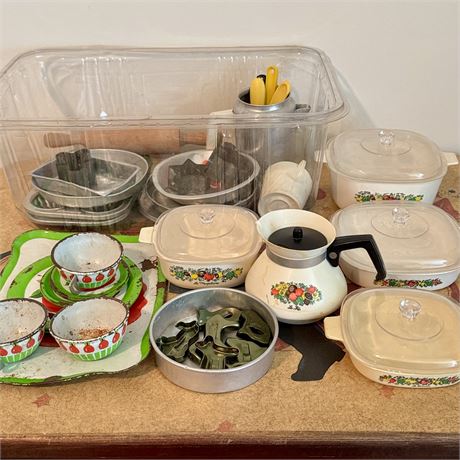 Vintage Kids Play Dishes w/ Corning Ware, Tin and More