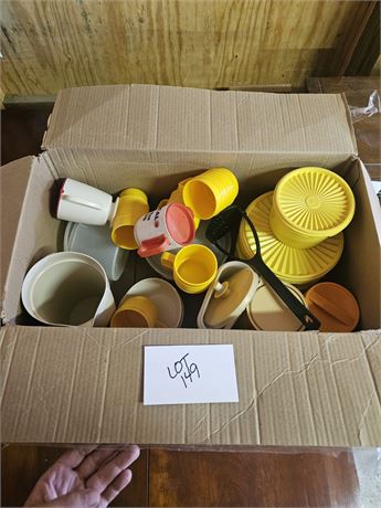Mixed Vintage Tupperware & More