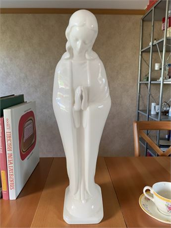 1950s White Porcelain Goebel Hummel Praying Madonna/Virgin Mary Figurine