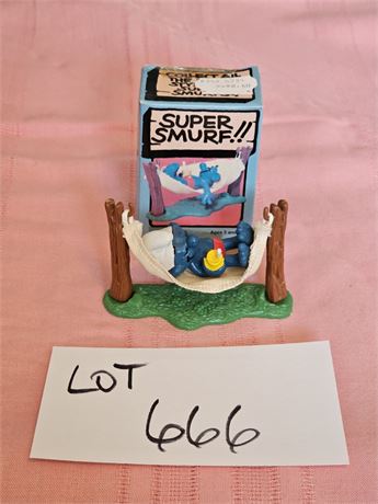 Vintage Original PVC Peyo Schleich Super Smurf