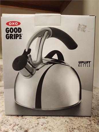 *NIB OXO Good Grips Brand Uplift Kettle