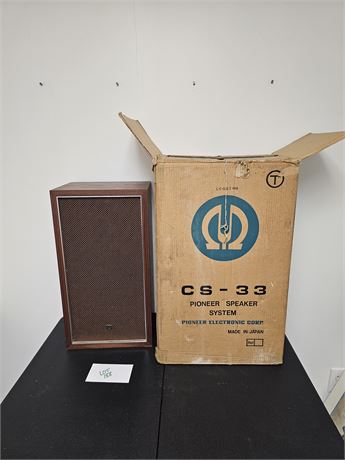 Pioneer CS-33 Speakers