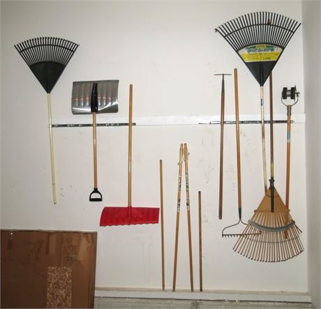 Garden Tools, Snow Shovels, Walking Sticks