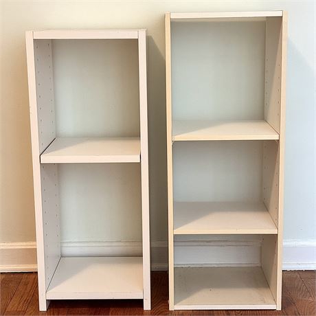 Set of 2 White Pressboard Bookshelves