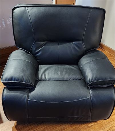 Extra Wide Leather Dual Power Recliner w/Power Headrest