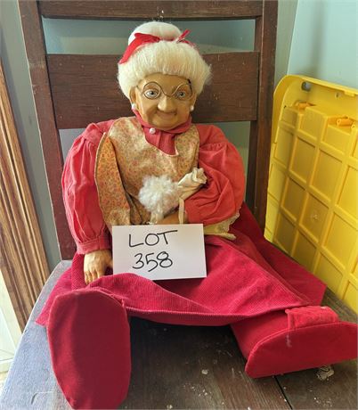 Vintage Christmas Mrs Claus Figure