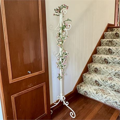 Vintage Cottagecore Style Metal Coat Stand