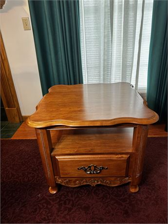 Vineyard Furniture End Table