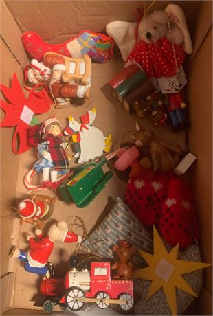Vintage Christmas Lot - Wood Ornaments, Felt Christmas Tree & More