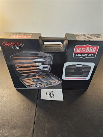 Grande Chef 18pc BBQ Set New In Box