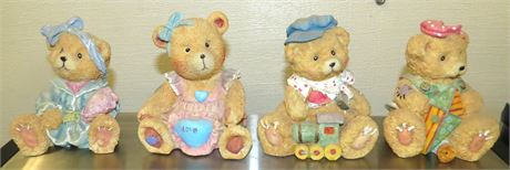 Bear figurines