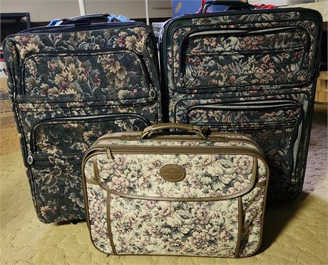 Luggage Lot 1