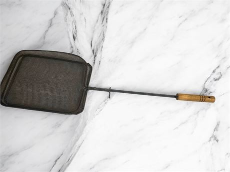 Antique Campfire Popcorn Popper Metal Basket & Wood Handle