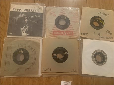 Elvis Presley Record Lot