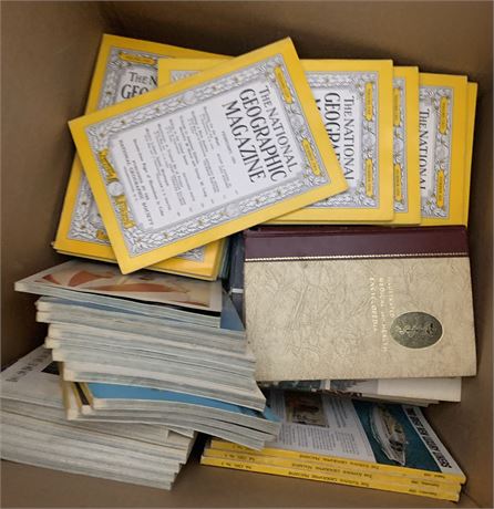 Vintage National Geographic Magazine Lot