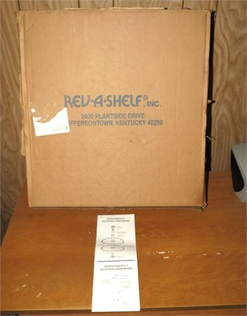 Rev a Shelf System Lazy Susan Shelves