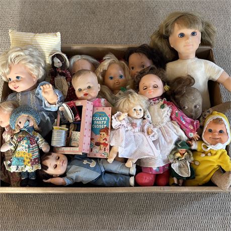 Large Flat of Vintage Dolls