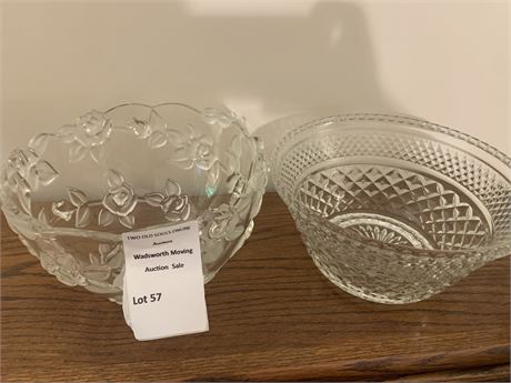 Set of 2 Clear Glass Decorative Candy Bowls