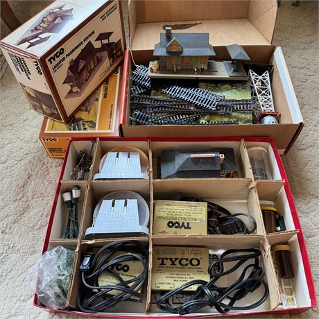 Large Lot - VTG Tyco Hobby Transformers, Feller Garnet HO Track & MUCH MORE