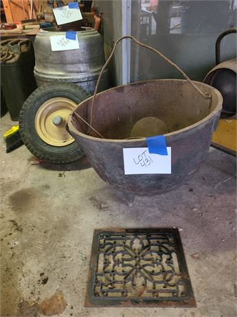 Extra Large Cast Iron Footed Cauldron & Metal Grate