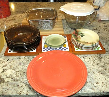 Mixed Lot: Fiesta Plate, Pampered Chef Measuring Cup, Etc