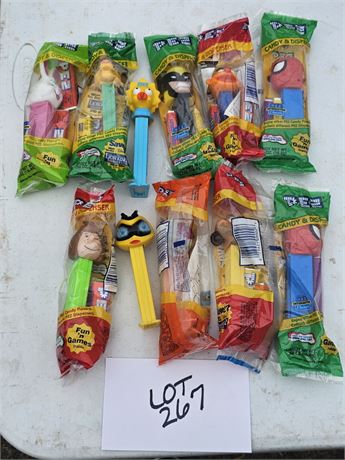 Mixed Pez Candy Dispensers- Spiderman, Peanuts, Lion King & More