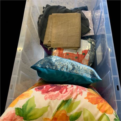 Curtains & Throw Pillow Lot (Tote Included)